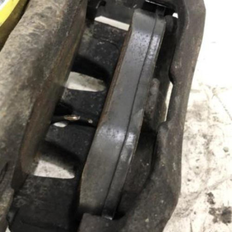 Etrier avant gauche (freinage) MERCEDES VITO 639