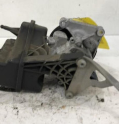 Pompe de direction MERCEDES VITO 639