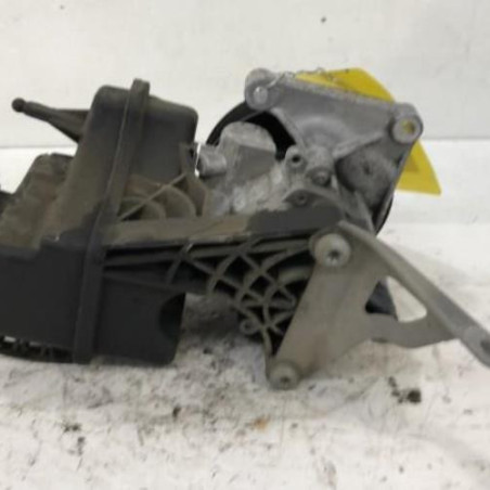Pompe de direction MERCEDES VITO 639