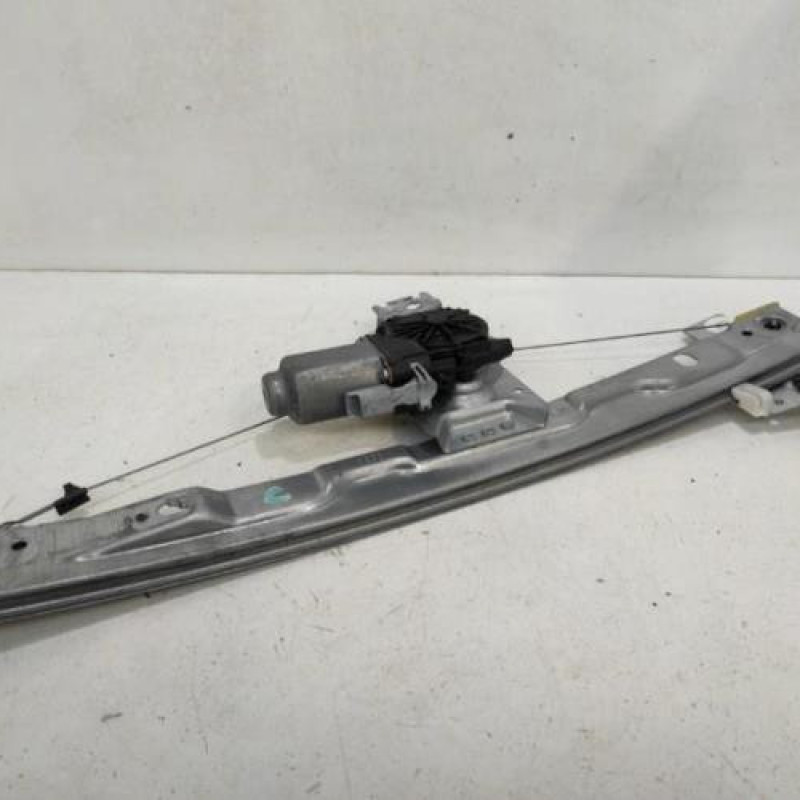 Leve vitre electrique avant droit PEUGEOT 207