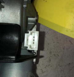 Moteur essuie glace arriere CITROEN C4 2 Photo n°3