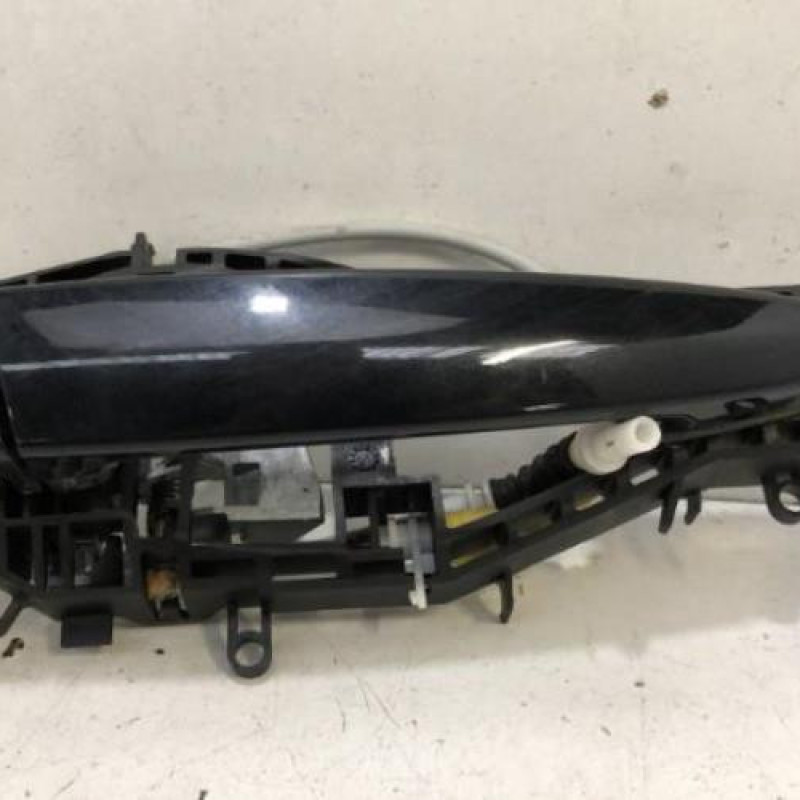 Poignee porte avant droit BMW SERIE 1 F21 Poignee porte avant droit BMW SERIE 1 F21