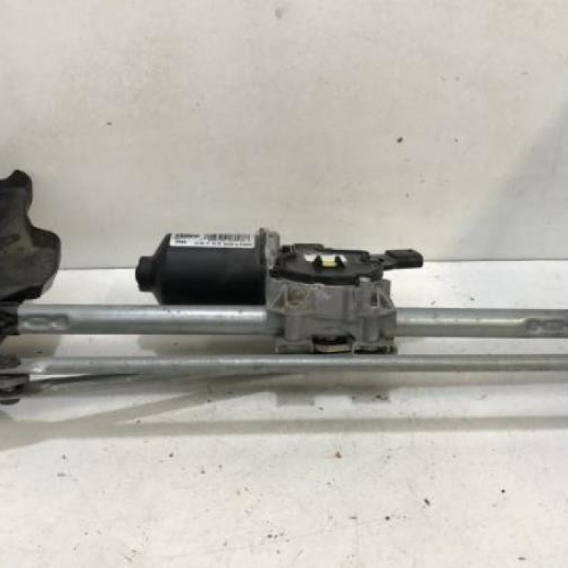 Moteur essuie glace avant BMW SERIE 1 F21 Moteur essuie glace avant BMW SERIE 1 F21