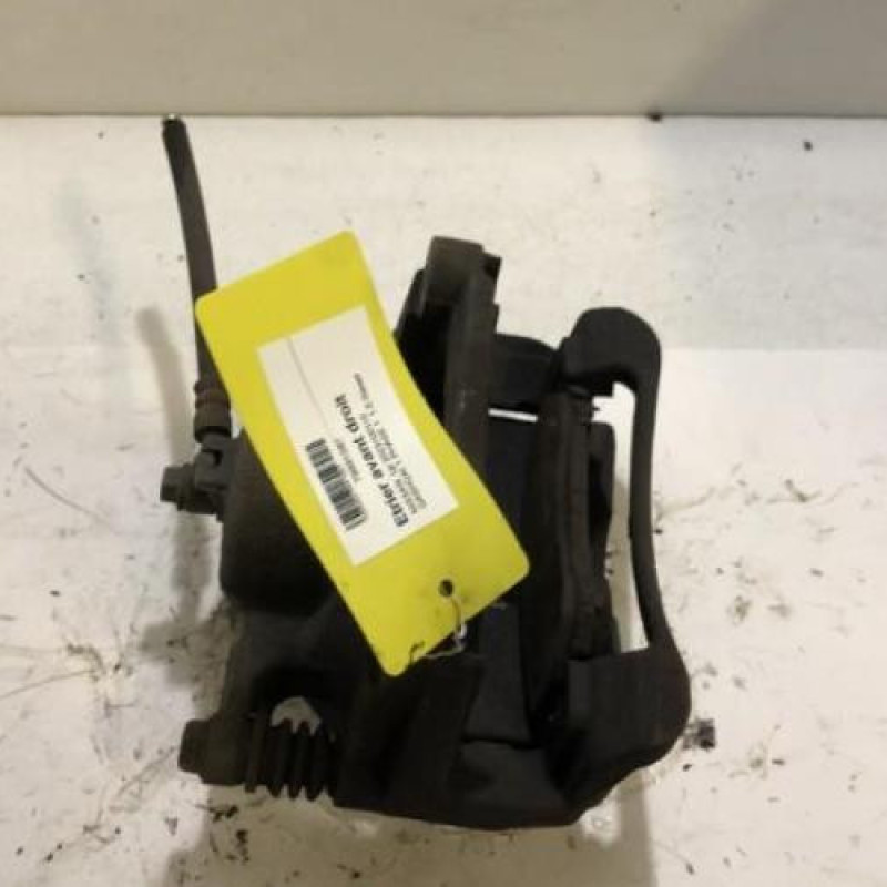 Etrier avant droit (freinage) NISSAN QASHQAI 1 Etrier avant droit (freinage) NISSAN QASHQAI 1