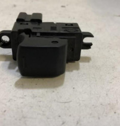 Interrupteur de leve vitre arriere droit NISSAN QASHQAI 1 Photo n°1