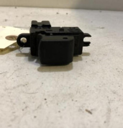 Interrupteur de leve vitre arriere gauche NISSAN QASHQAI 1 Photo n°1