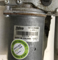 Moteur essuie glace avant RENAULT MASTER 3