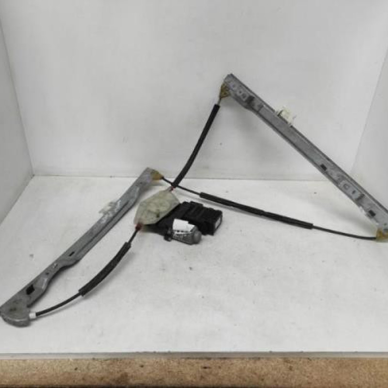 Interrupteur de leve vitre avant droit CITROEN C4 GRAND PICASSO 1