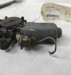 Leve vitre electrique avant gauche PEUGEOT 106