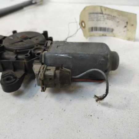 Leve vitre electrique avant gauche PEUGEOT 106