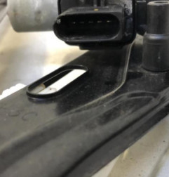 Leve vitre electrique avant droit BMW SERIE 3 F31 Photo n°3