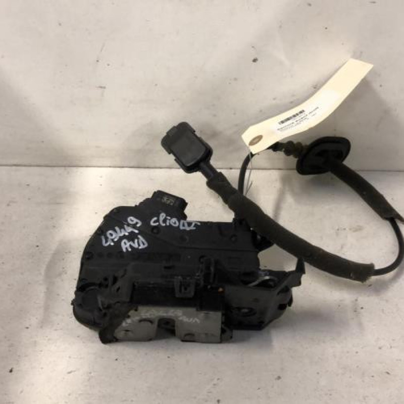 Serrure avant droit RENAULT CLIO 4 Serrure avant droit RENAULT CLIO 4
