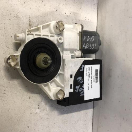 Moteur leve vitre avant droit VOLKSWAGEN GOLF PLUS Photo n°1