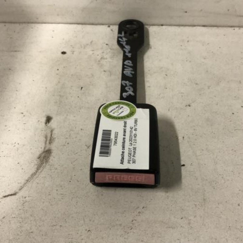 Attache ceinture avant droit PEUGEOT 307