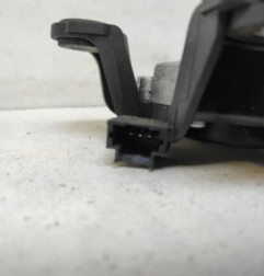 Moteur essuie glace arriere RENAULT GRAND SCENIC 3 Photo n°3