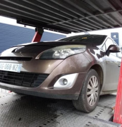 Moteur essuie glace arriere RENAULT GRAND SCENIC 3 Photo n°4