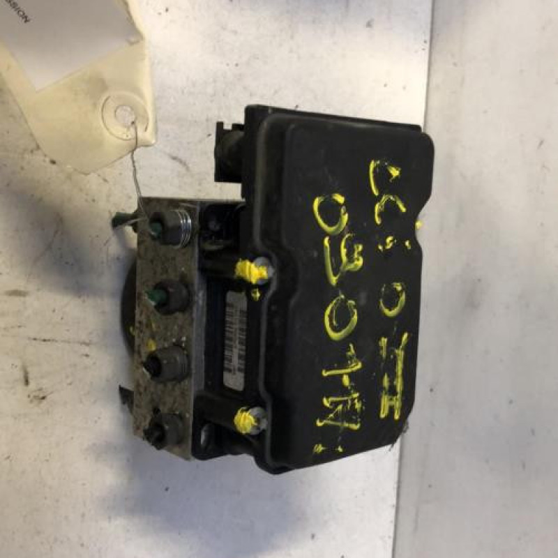 Bloc ABS (freins anti-blocage) RENAULT CLIO 3 Bloc ABS (freins anti-blocage) RENAULT CLIO 3