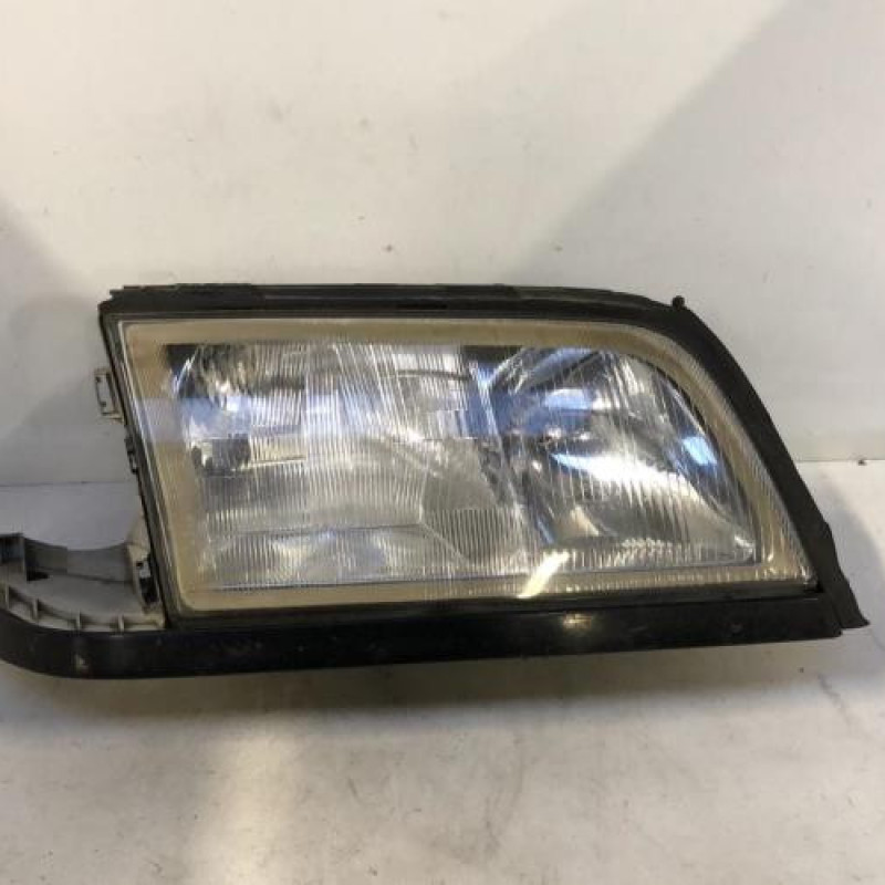 Optique avant principal droit (feux)(phare) MERCEDES CLASSE C