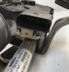 Moteur essuie glace avant droit SEAT TOLEDO 2005 Photo n°3