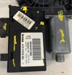 Leve vitre electrique avant droit PEUGEOT 307