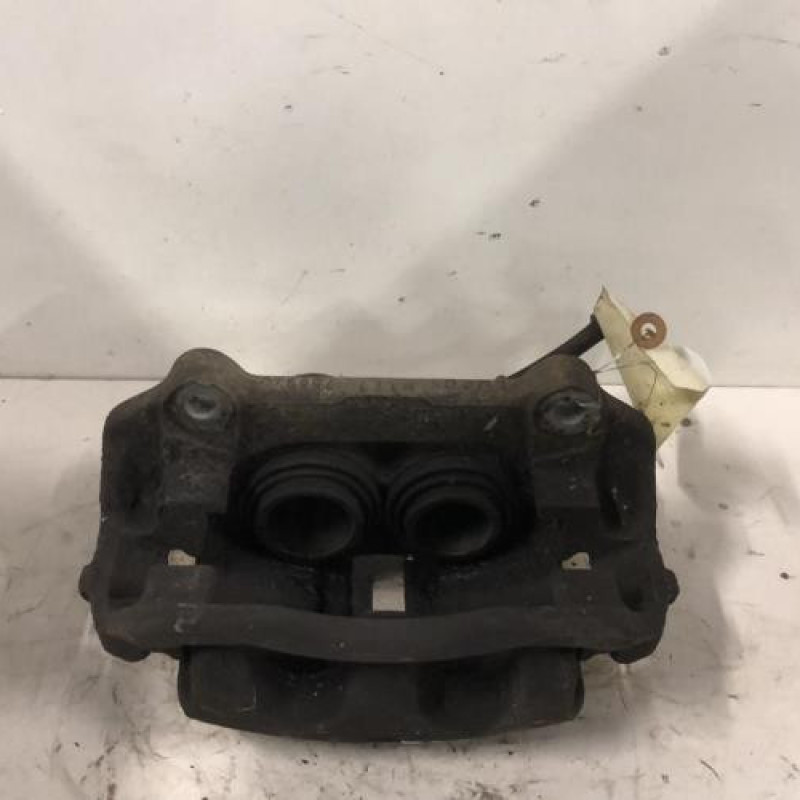 Etrier avant droit (freinage) RENAULT TRAFIC 2 Etrier avant droit (freinage) RENAULT TRAFIC 2