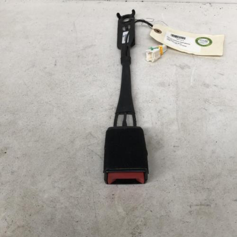Attache ceinture avant gauche PEUGEOT 3008 1