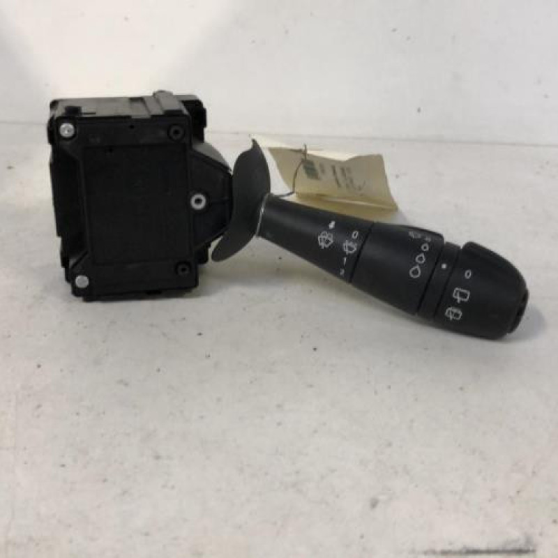Commodo d'essuie glaces RENAULT CLIO 4 Commodo d'essuie glaces RENAULT CLIO 4