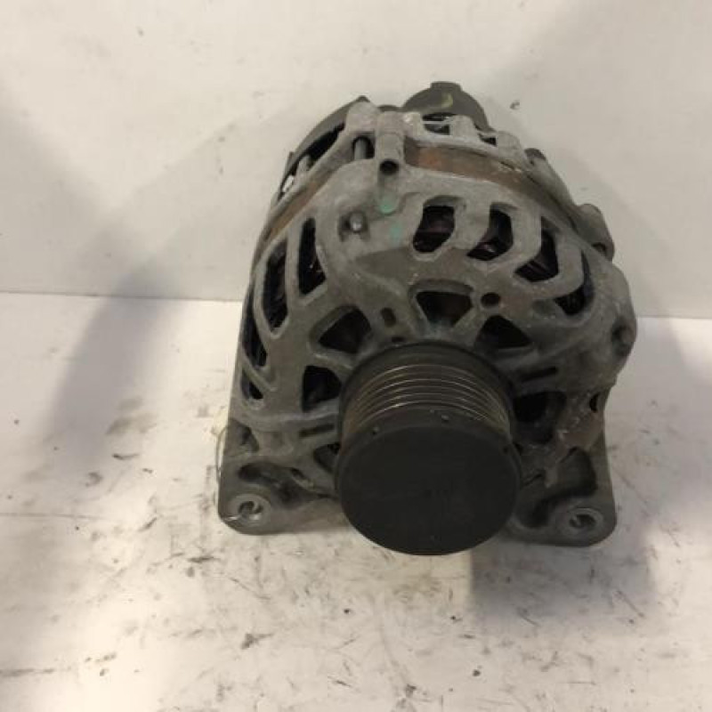 Alternateur RENAULT CLIO 4 Alternateur RENAULT CLIO 4