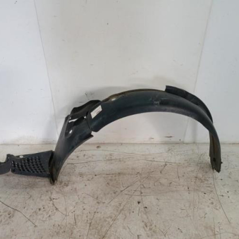 Pare boue avant gauche RENAULT LAGUNA 2 Pare boue avant gauche RENAULT LAGUNA 2