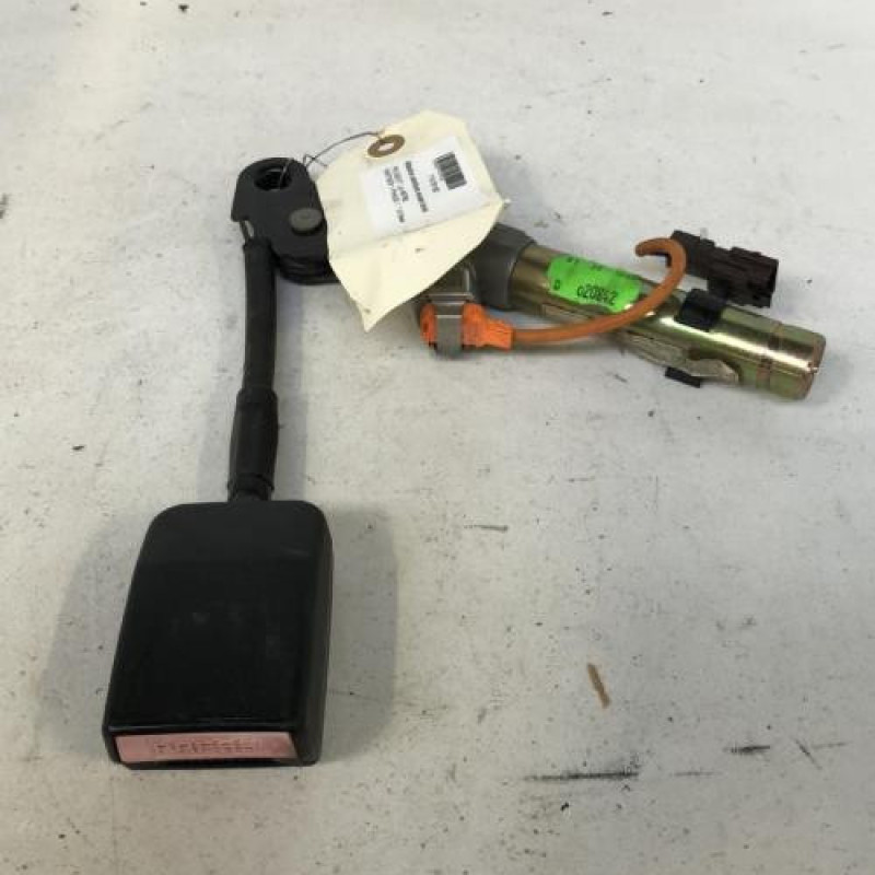 Attache ceinture avant droit PEUGEOT PARTNER 1