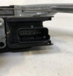 Leve vitre electrique avant gauche PEUGEOT 308 1 SW Photo n°4
