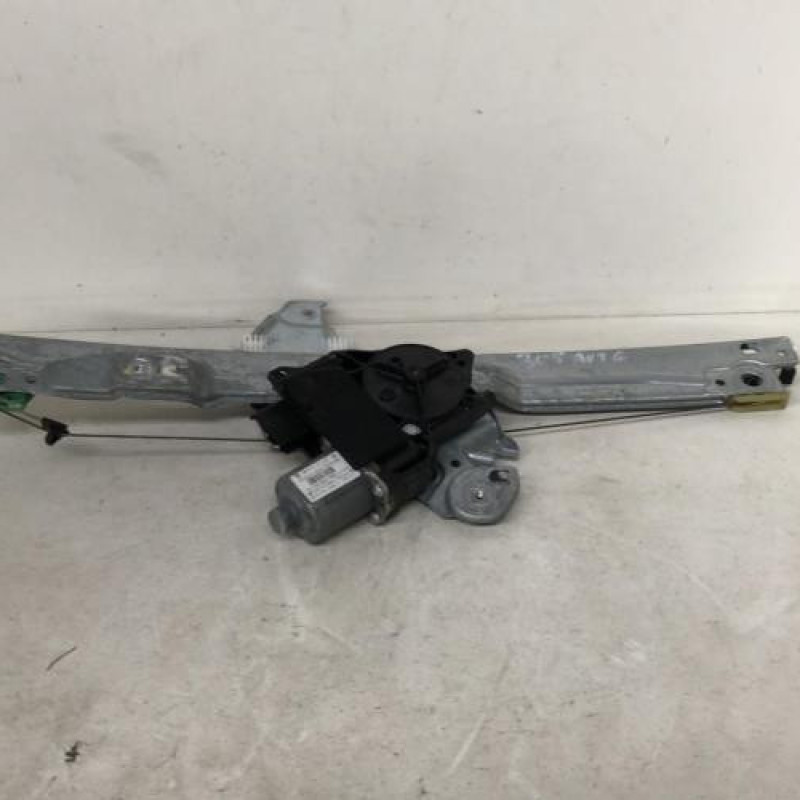 Leve vitre electrique avant gauche PEUGEOT 308 1