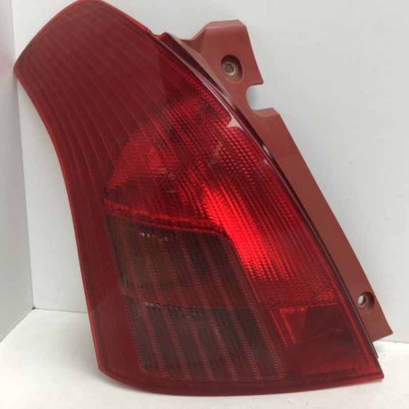 Feu arriere principal gauche (feux) SUZUKI SWIFT 3