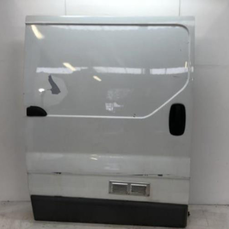 Porte laterale droit RENAULT TRAFIC 2 Porte laterale droit RENAULT TRAFIC 2