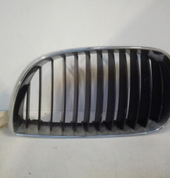 Calandre gauche BMW SERIE 1 E87