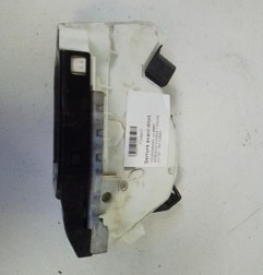 Serrure avant droit VOLKSWAGEN SCIROCCO 3