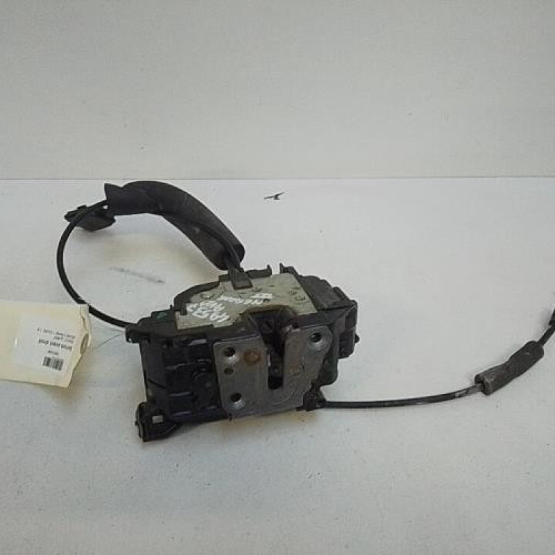 Serrure avant droit RENAULT MEGANE 3 Serrure avant droit RENAULT MEGANE 3