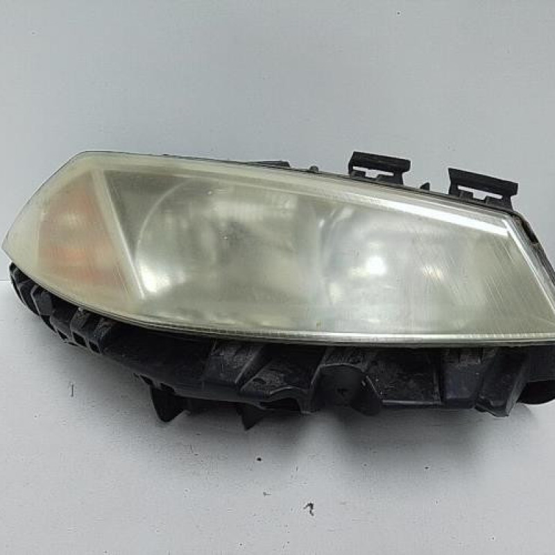 Optique avant principal droit (feux)(phare) RENAULT MEGANE 2