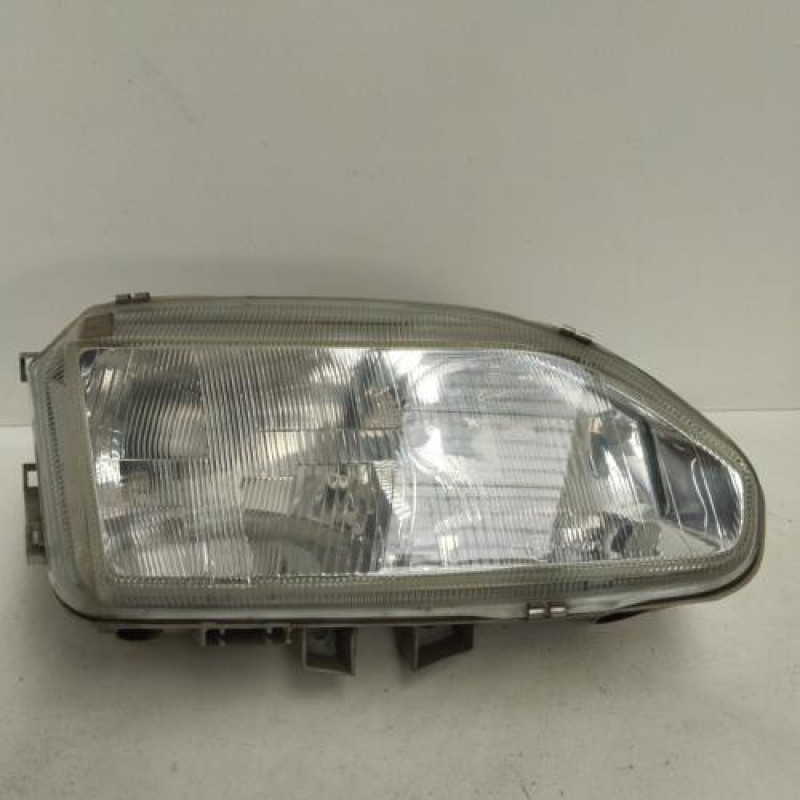 Optique avant principal droit (feux)(phare) RENAULT SAFRANE