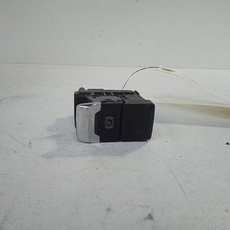 Poignee electrique frein a main AUDI A5 1