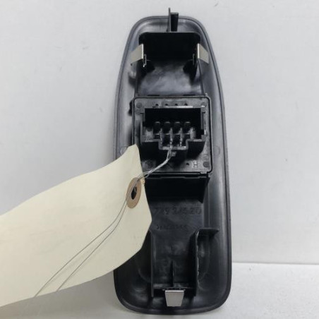 Interrupteur de leve vitre avant gauche PEUGEOT 208 1