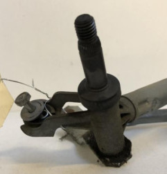 Moteur essuie glace avant PEUGEOT 208 1