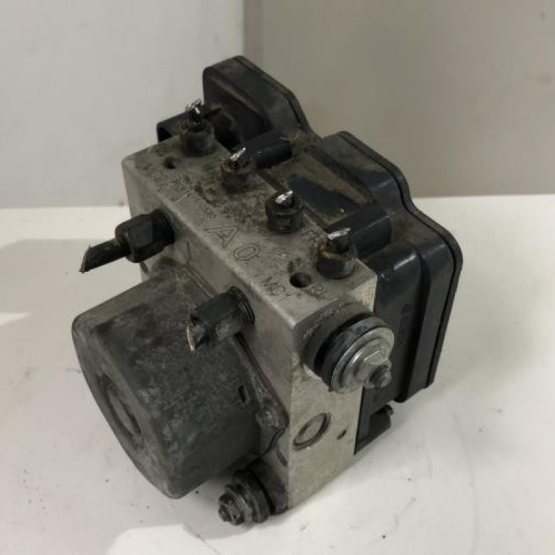 Bloc ABS (freins anti-blocage) NISSAN MICRA 4 Bloc ABS (freins anti-blocage) NISSAN MICRA 4