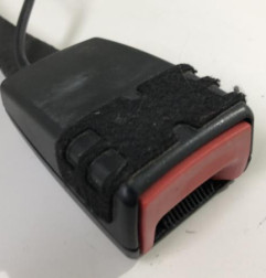 Attache ceinture avant gauche AUDI A4 3