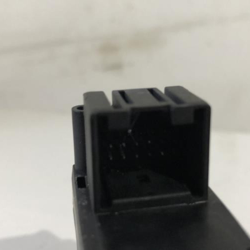 Poignee electrique frein a main AUDI A4 3