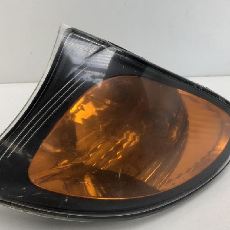 Optique avant secondaire gauche (feux)(clignotant) BMW SERIE 3 E46