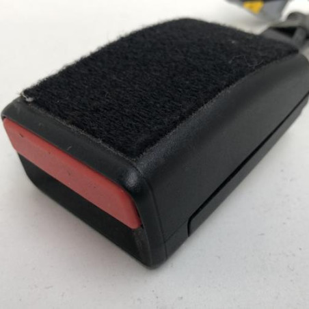 Attache ceinture avant droit PEUGEOT 208 1