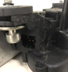 Moteur essuie glace arriere FIAT 500 2 Photo n°3