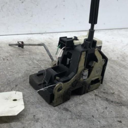 Serrure avant droit RENAULT CLIO 2