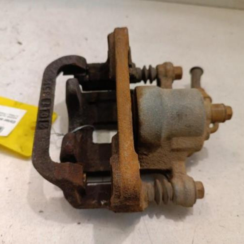 Etrier arriere droit (freinage) NISSAN X-TRAIL 1 Etrier arriere droit (freinage) NISSAN X-TRAIL 1